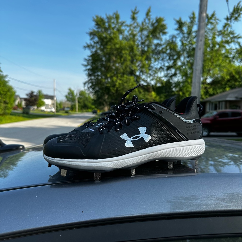 Under armour baseball cleats